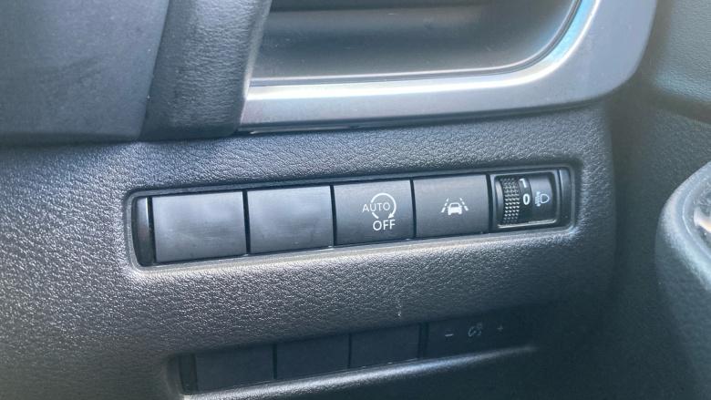 Nissan Qashqai 1.3 DiG-T MH 158 Acenta Premium 5dr Xtronic Petrol Hatchback